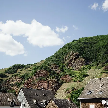 Schwaab-scherr, Naehe Bernkastel, Mit Gratis Oepnv-ticket, Parkplaetzen Und Fahrradgarage 아파트 *
