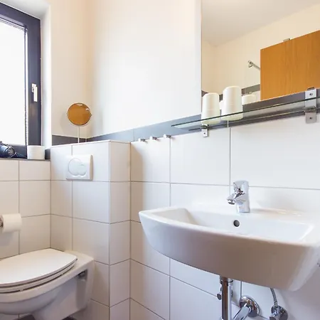 Schwaab-scherr, Naehe Bernkastel, Mit Gratis Oepnv-ticket, Parkplaetzen Und Fahrradgarage Apartment Erden