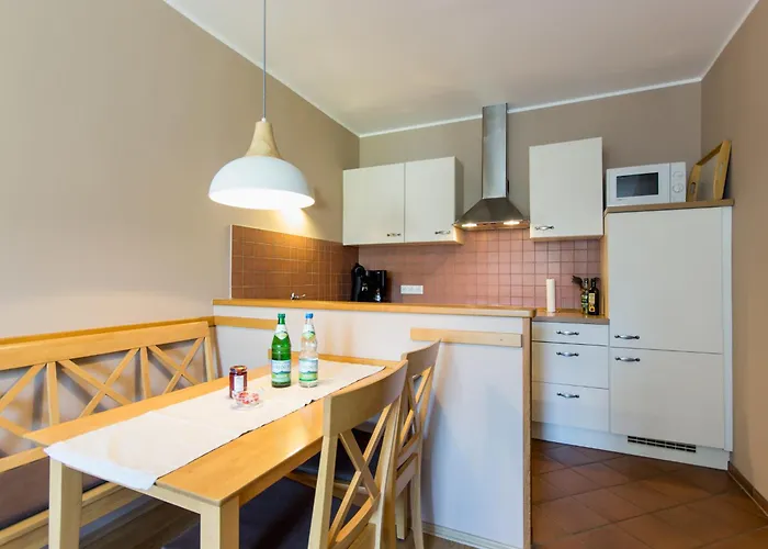 Schwaab-scherr, Genau Zwischen Bernkastel-kues Und Traben-trarbach, Mit Kostenlosem Oepnv-ticket Fuer Bus Und Bahn, Parkplaetzen Und Fahrradgarage