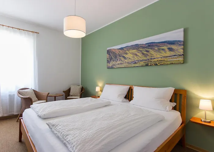 Schwaab-scherr, Genau Zwischen Bernkastel-kues Und Traben-trarbach, Mit Kostenlosem Oepnv-ticket Fuer Bus Und Bahn, Parkplaetzen Und Fahrradgarage דירה *